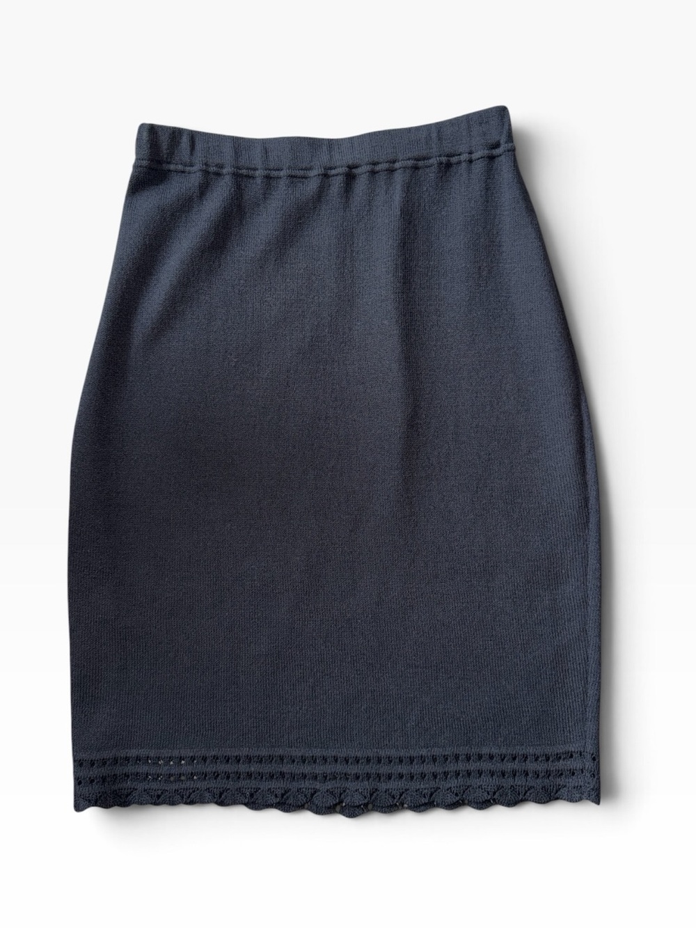 St John Black Knit Skirt with Scalloped Hem Size 8